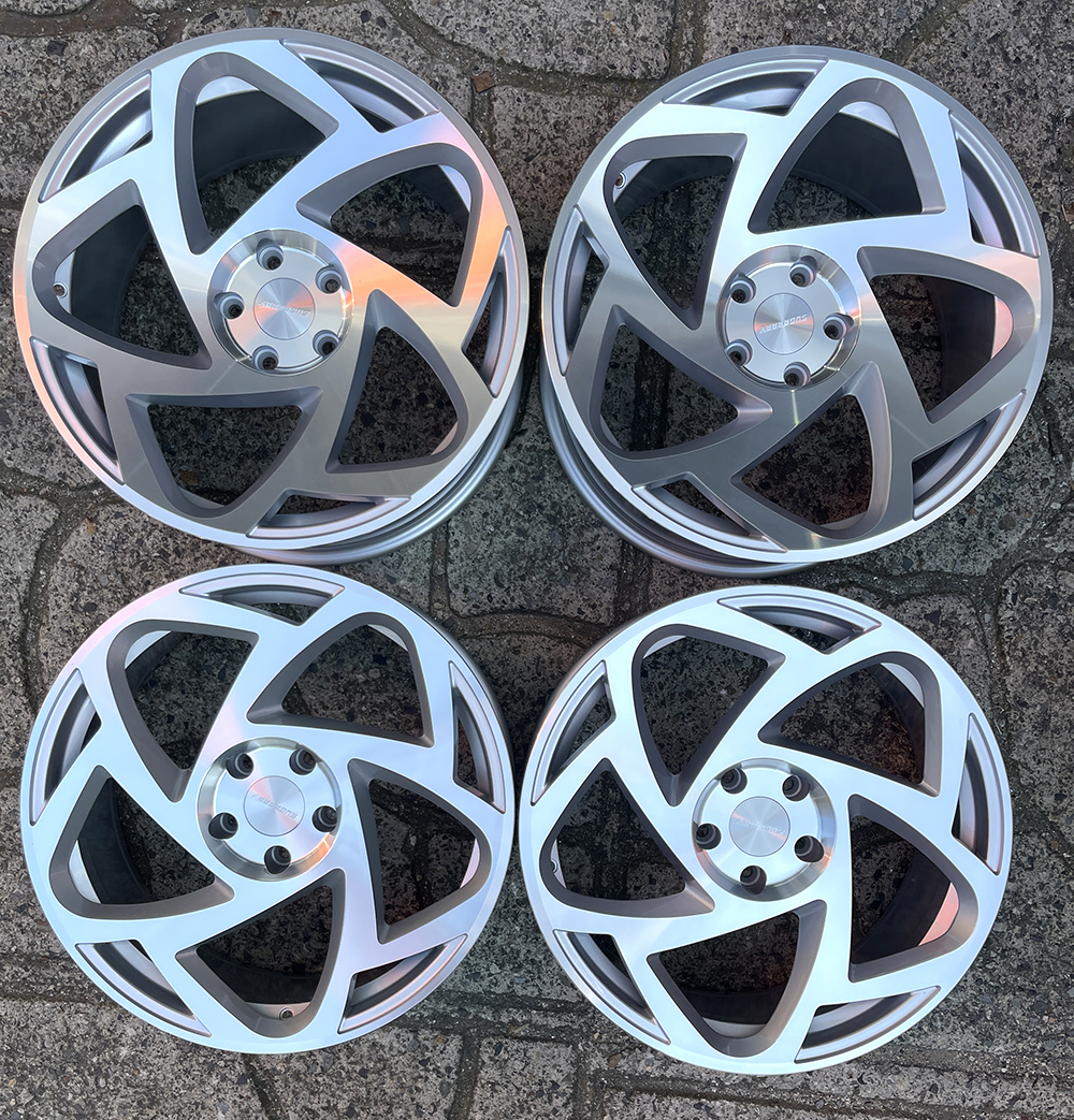 [중고]19인치│ 슈거레이 라디8│745